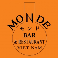 Monde Bar & Restaurant Q1